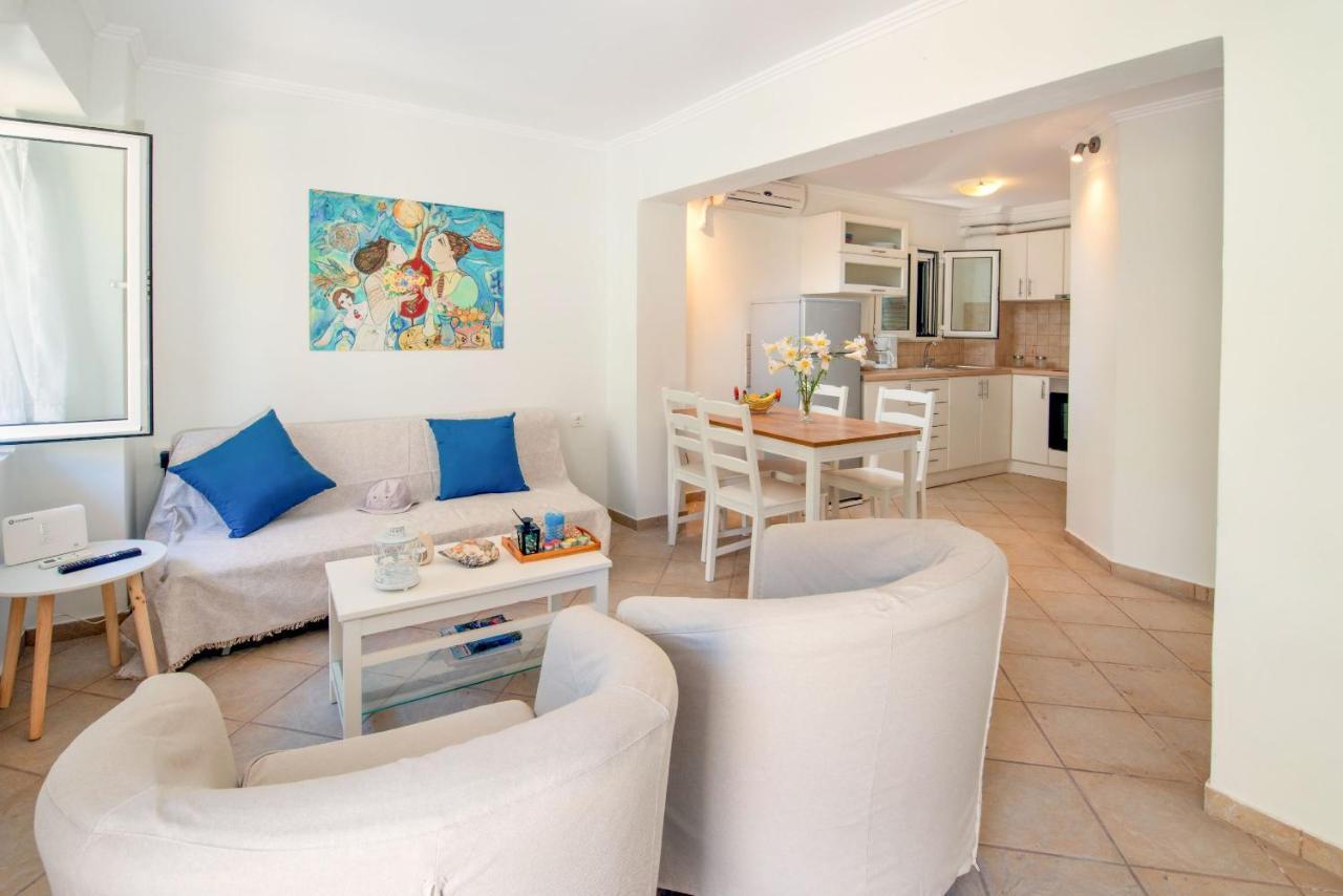 Doras House Apartment Gaios Bagian luar foto