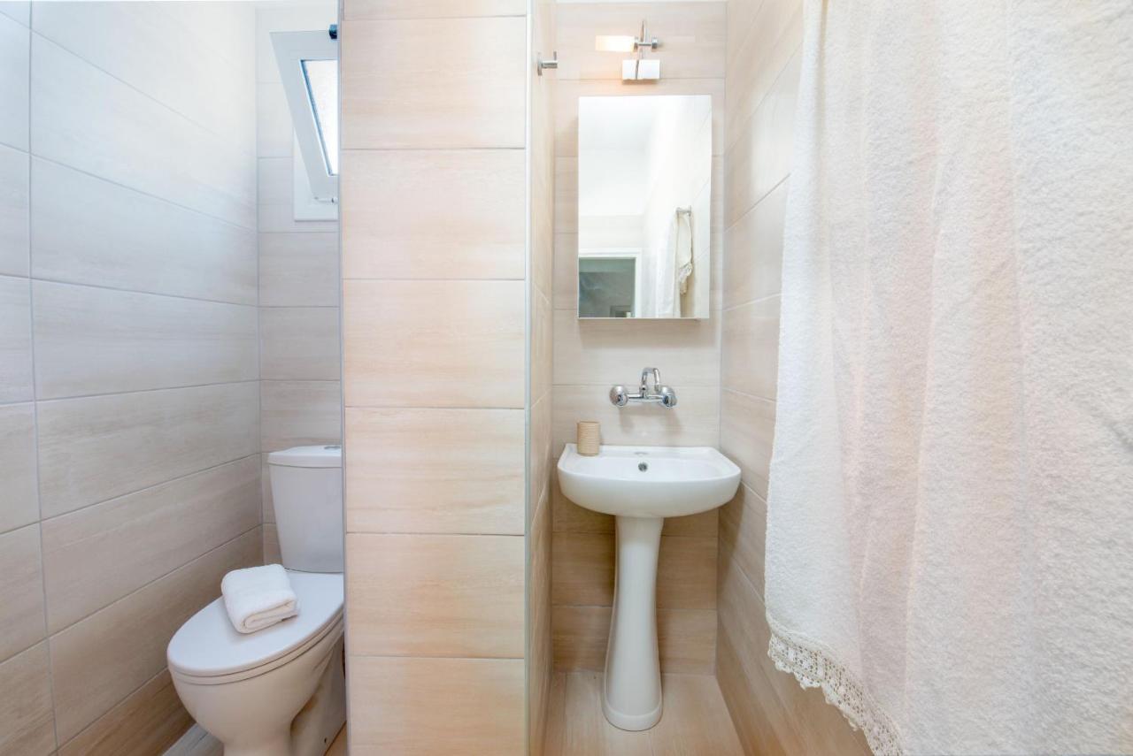 Doras House Apartment Gaios Bagian luar foto